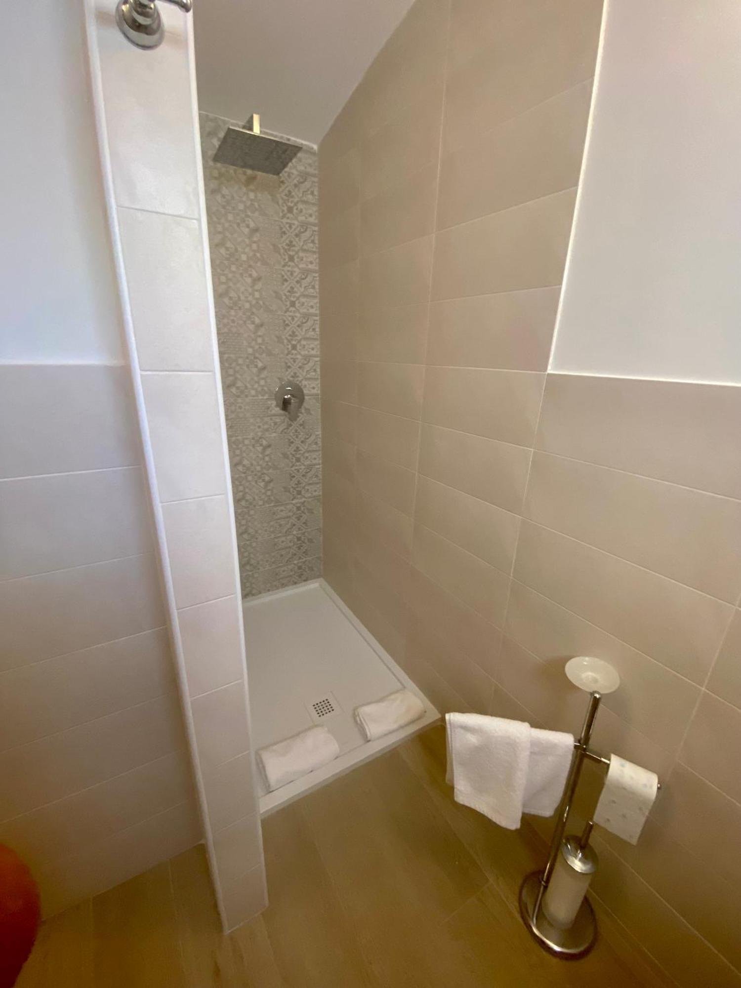 Marina Bay Beach Suites Peschici Eksteriør billede