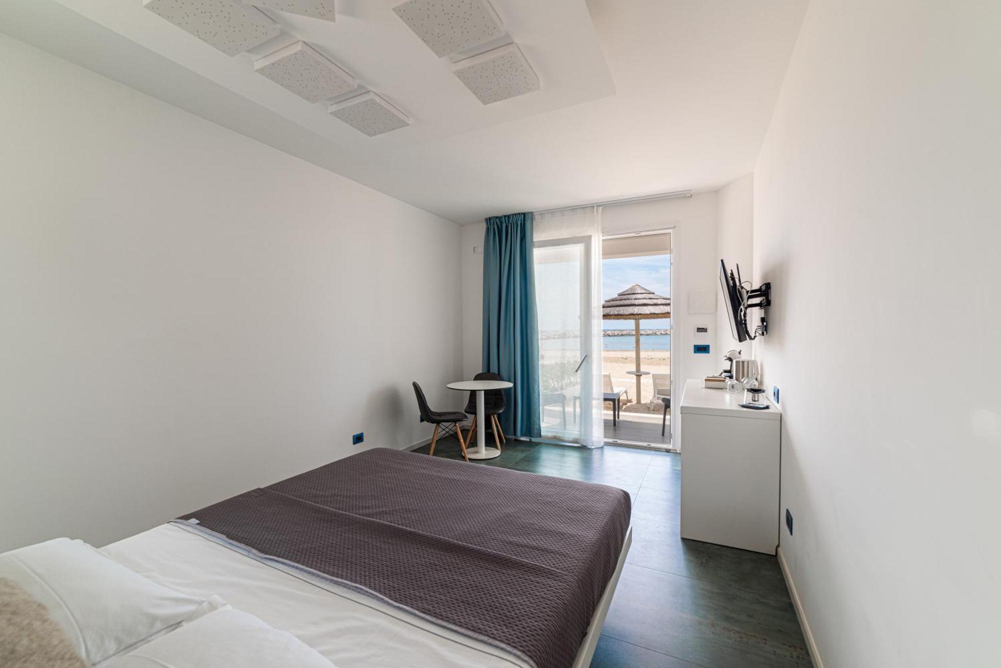 Marina Bay Beach Suites Peschici Eksteriør billede