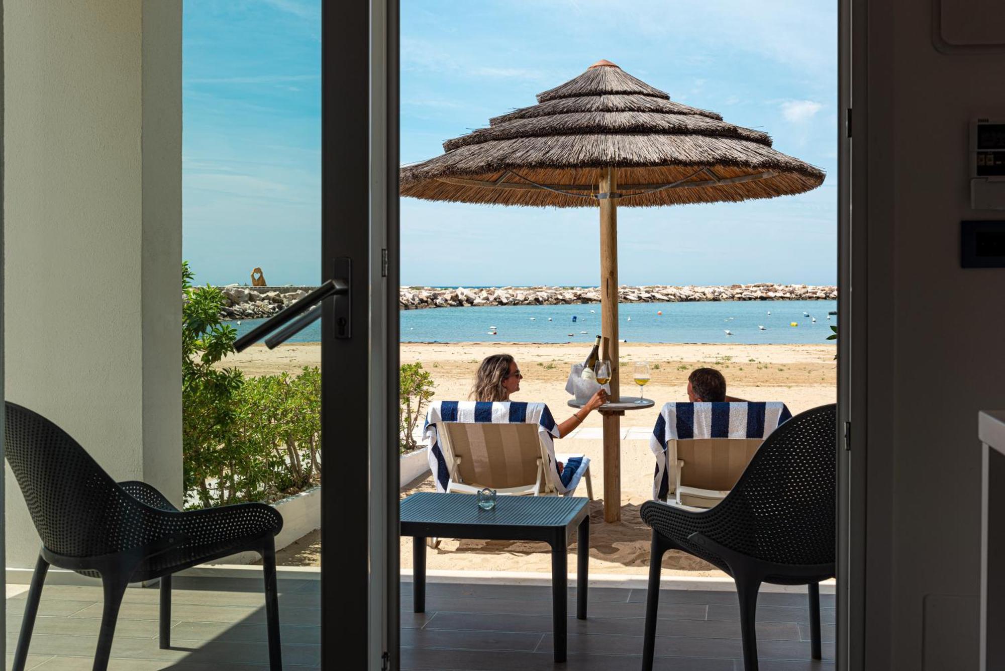 Marina Bay Beach Suites Peschici Eksteriør billede